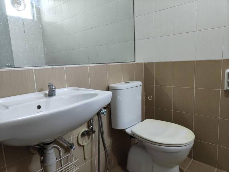 Condominium for Rent at Aman Heights Condominium - Kelvin Ng - Bathroom - PropertyGuru.com.my