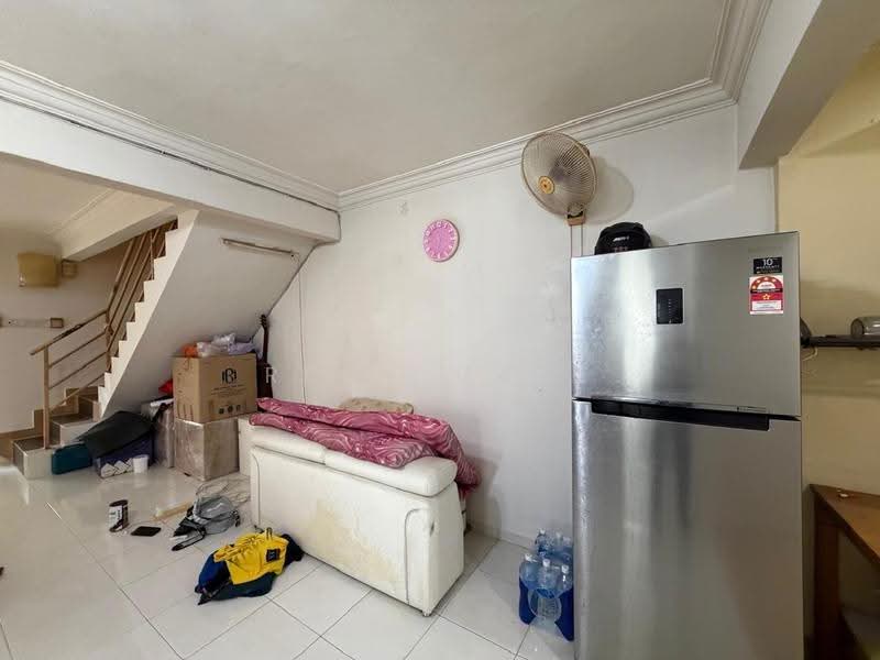 Rumah Teres 2-Tingkat untuk Dijual di Bandar Sri Damansara (Selangor) - Reen Loke - Living Room - PropertyGuru.com.my
