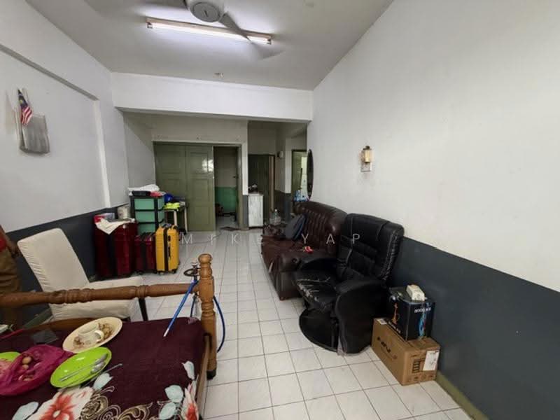 Pangsapuri untuk Dijual di Menara Orkid - Mike Yap - Living Room - PropertyGuru.com.my