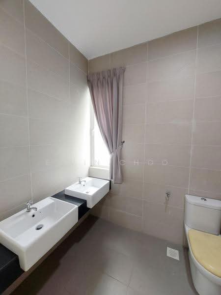 Rumah Berkembar untuk Dijual di Seberang Perai (Penang) - Elvin Choo - Bathroom - PropertyGuru.com.my