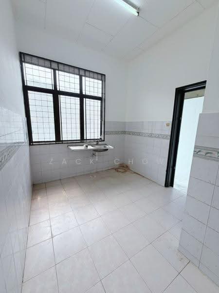 Rumah Teres 1-Tingkat untuk Dijual di Taman Daya (Johor Bahru) - Zack Chow - Kitchen - PropertyGuru.com.my