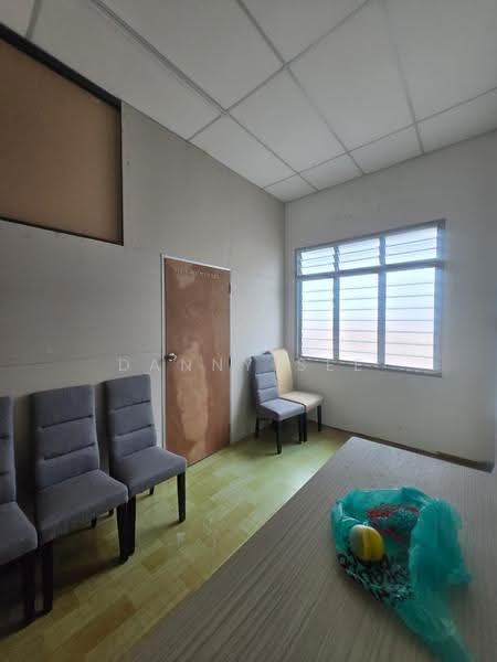 Kedai / Pejabat untuk Disewa di Kelapa Sawit (Kulai) - Danny See - Interior - PropertyGuru.com.my