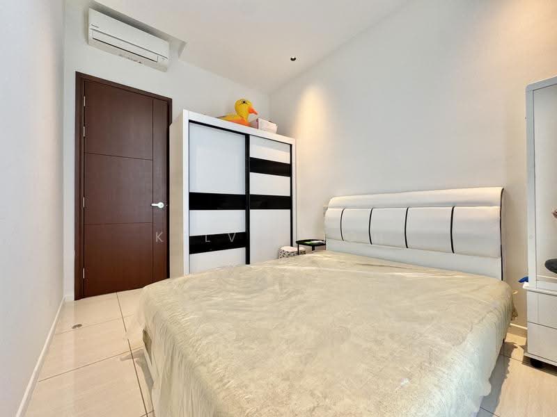 Condominium for Rent at Queens Residences Q1 @ Queens Waterfront - Kelvin Toh - Bedroom - PropertyGuru.com.my