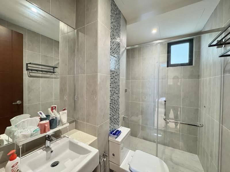 Condominium for Rent at Queens Residences Q1 @ Queens Waterfront - Kelvin Toh - Bathroom - PropertyGuru.com.my
