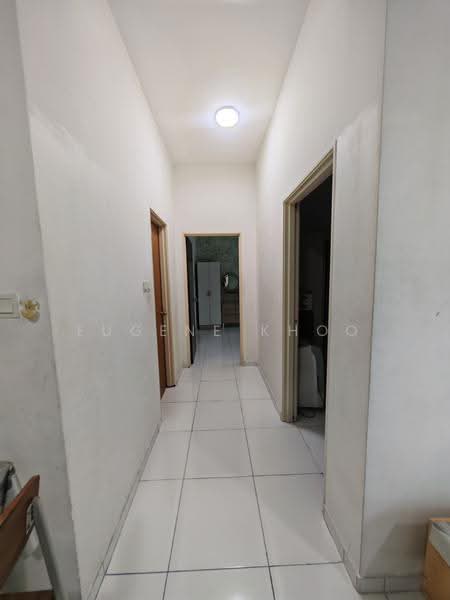 Service Residence for Rent at Sky Gardens Residences - Eugene Khoo - Corridor - PropertyGuru.com.my