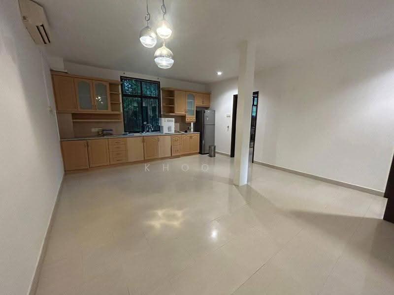 Bungalow House untuk Disewa di Leisure Farm (Gelang Patah) - Khoo . - Kitchen - PropertyGuru.com.my
