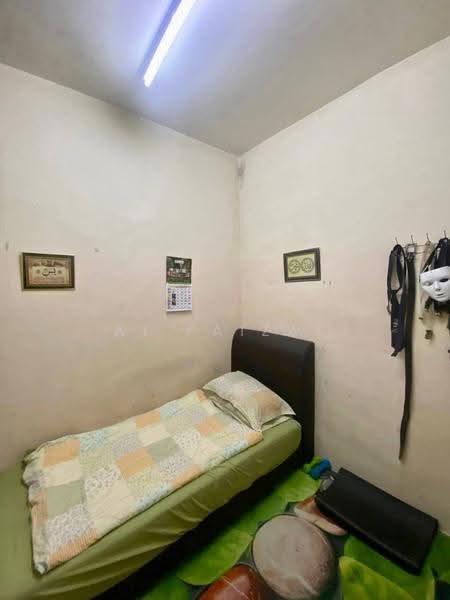 Terraced House for Sale in Bandar Tasik Puteri (Rawang) - Ai Faizal - Bedroom - PropertyGuru.com.my