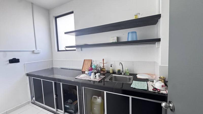 Kilang Kluster untuk Disewa di Eco Business Park 1 (Johor Bahru) - Joanne Ngoo - Kitchen - PropertyGuru.com.my