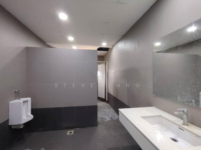 Pejabat untuk Disewa di George Town (Penang) - Steven Hng - Bathroom - PropertyGuru.com.my