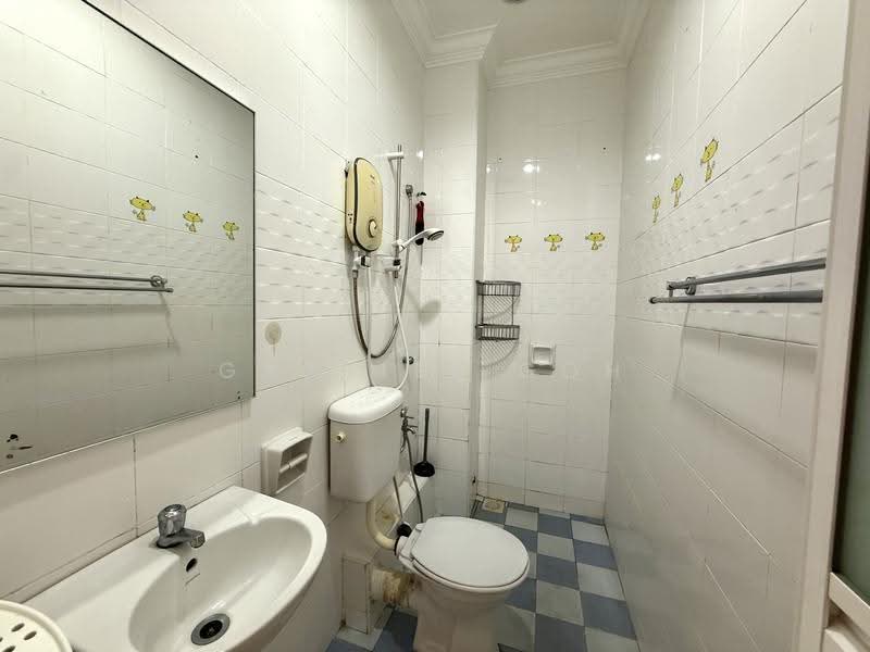 Rumah Teres 2-Tingkat untuk Dijual di Setia Impian (Setia Alam) - GABRIEL GOH - Bathroom - PropertyGuru.com.my