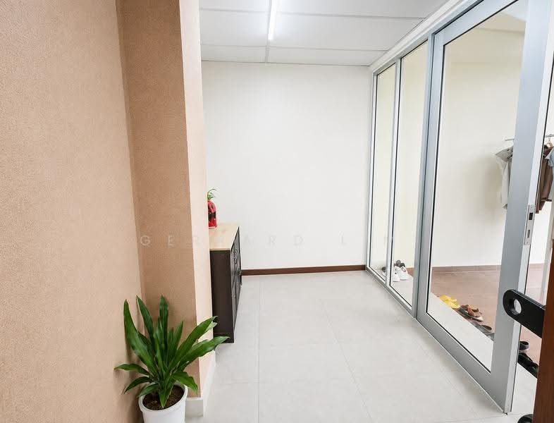 2-storey Terraced House for Sale in Usj 6 (Subang Jaya) - Gerrard Lim - Entrance - PropertyGuru.com.my