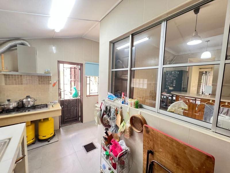 2-storey Terraced House for Sale in Putra Heights (Subang Jaya) - Gerrard Lim - Kitchen - PropertyGuru.com.my