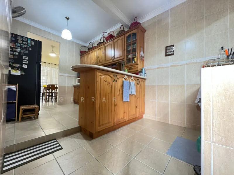 2-storey Terraced House for Sale in Putra Heights (Subang Jaya) - Gerrard Lim - Kitchen - PropertyGuru.com.my