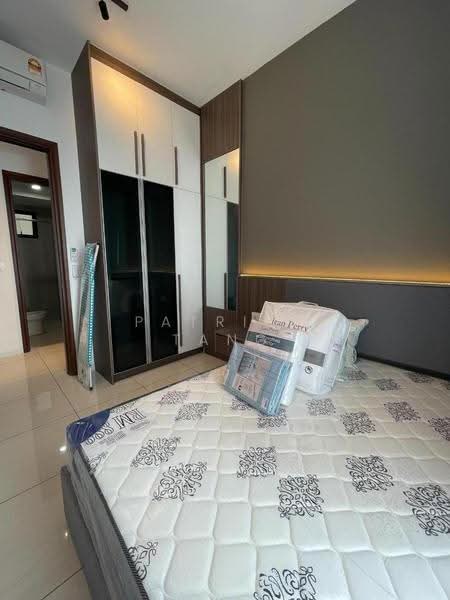 Condominium for Rent at Queens Residences Q1 @ Queens Waterfront - Patrick Tang - Bedroom - PropertyGuru.com.my