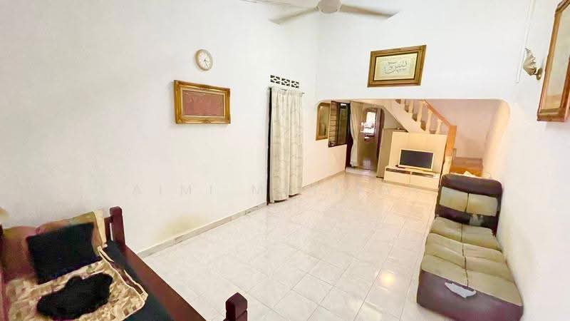 1-storey Terraced House for Sale in Bandar Tun Razak (Cheras) - Aimi Mahirah - Living Room - PropertyGuru.com.my