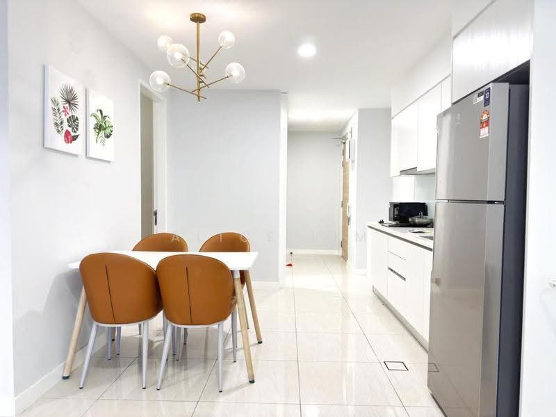 Service Residence for Sale at The Sentral Suites - Alice Lim - Dining Room - PropertyGuru.com.my