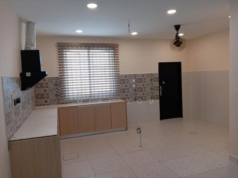 2-storey Terraced House for Rent in Telok Panglima Garang (Selangor) - Miki You - Kitchen - PropertyGuru.com.my