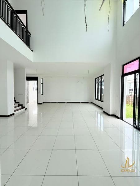 Rumah Berkembar untuk Dijual di Setia Eco Park (Setia Alam) - Celine Khoo - Living Room - PropertyGuru.com.my