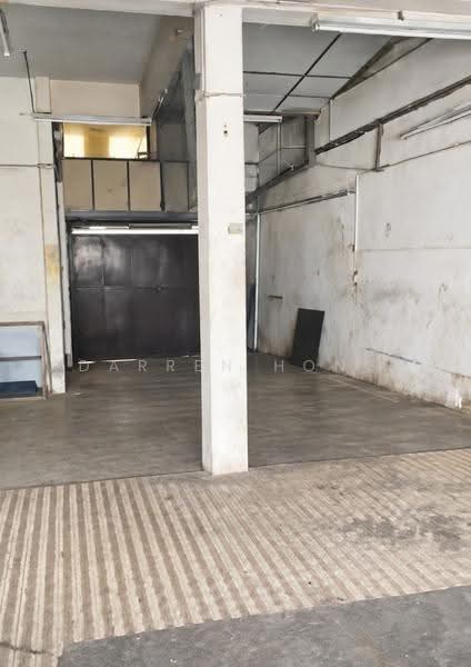 Shop / Office untuk Disewa di Johor Bahru (Johor) - Darren Hong - Entrance - PropertyGuru.com.my