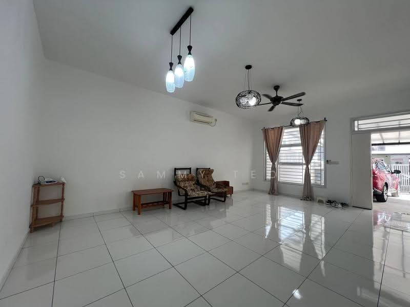 Rumah Teres 2-Tingkat untuk Dijual di Setia Eco Village (Gelang Patah) - SAMMY TEO - Living Room - PropertyGuru.com.my