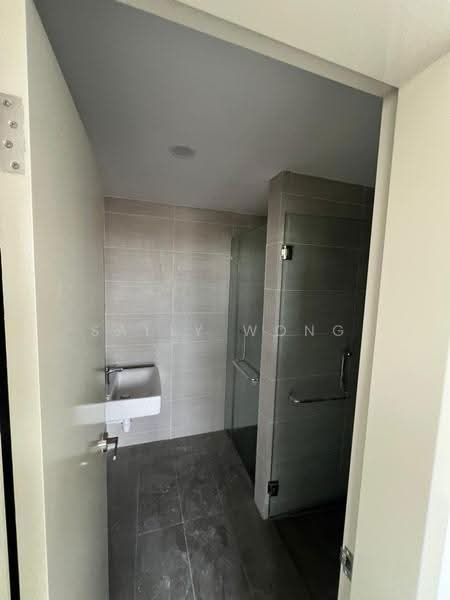 Kediaman Servis untuk Disewa di SouthPlace Residences @ Tropicana Metropark - Sally Wong - Bathroom - PropertyGuru.com.my