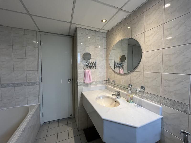 Condominium for Rent at Mont Kiara Astana - Izac Goh - Bathroom - PropertyGuru.com.my