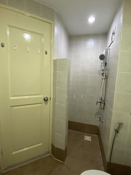 Kondominium untuk Disewa di Casa Tropicana - TH Lee - Bathroom - PropertyGuru.com.my