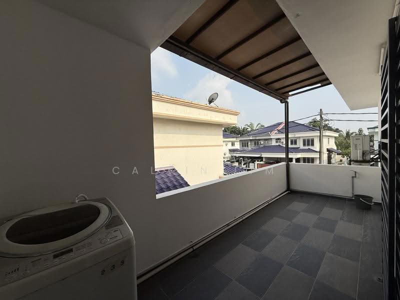 Rumah Berkembar untuk Dijual di Kampung Batu Belah (Klang) - Calvin Lim - PropertyGuru.com.my