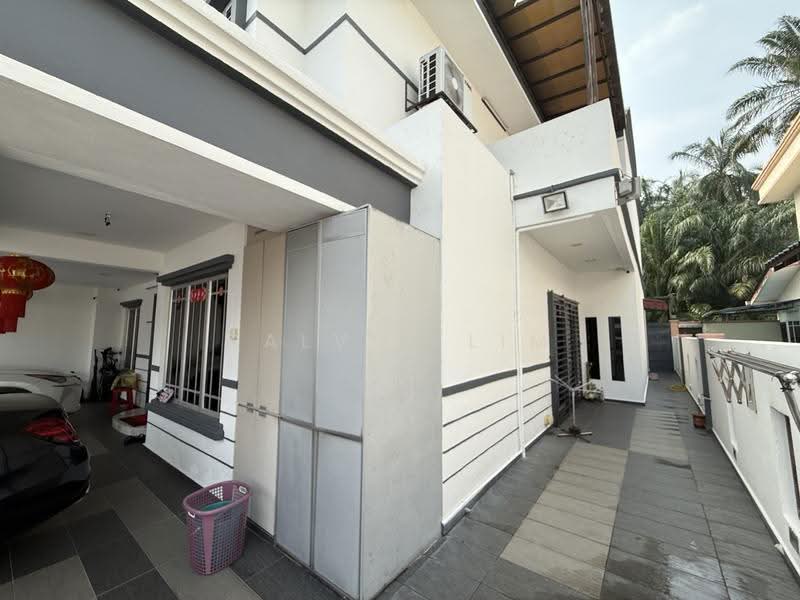 Rumah Berkembar untuk Dijual di Kampung Batu Belah (Klang) - Calvin Lim - PropertyGuru.com.my