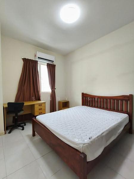 Condominium for Rent at Gold Coast Resort Condominium - Sunny Tse - Bedroom - PropertyGuru.com.my