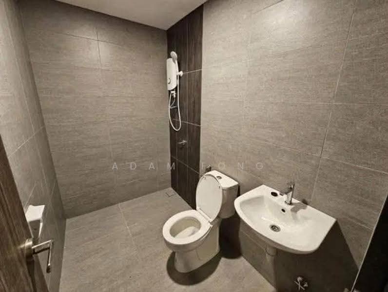 Kediaman Servis untuk Disewa di Suria Garden - Adam Fong - Bathroom - PropertyGuru.com.my