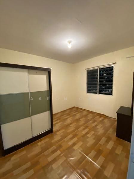 Rumah Flat untuk Disewa di PPR Kampung Baru Air Panas - Aaron Ong - Bedroom - PropertyGuru.com.my