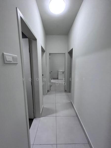 Service Residence for Rent at Majestic Maxim - Yoong Keat Phoo - Corridor - PropertyGuru.com.my