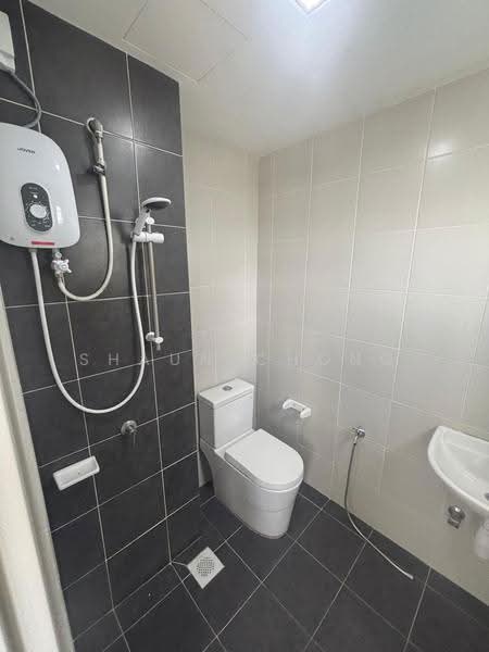 Apartment for Rent at D'Cerrum Apartment - Shaun Chong - Bathroom - PropertyGuru.com.my