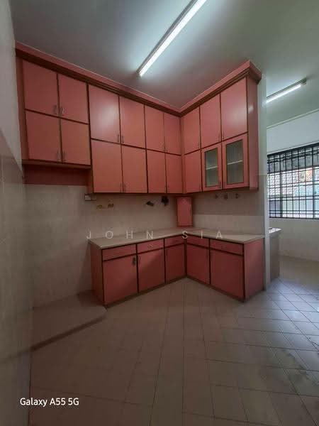 2.5-storey Terraced House for Sale in Taman Pulai Utama (Skudai) - John Sia - Kitchen - PropertyGuru.com.my