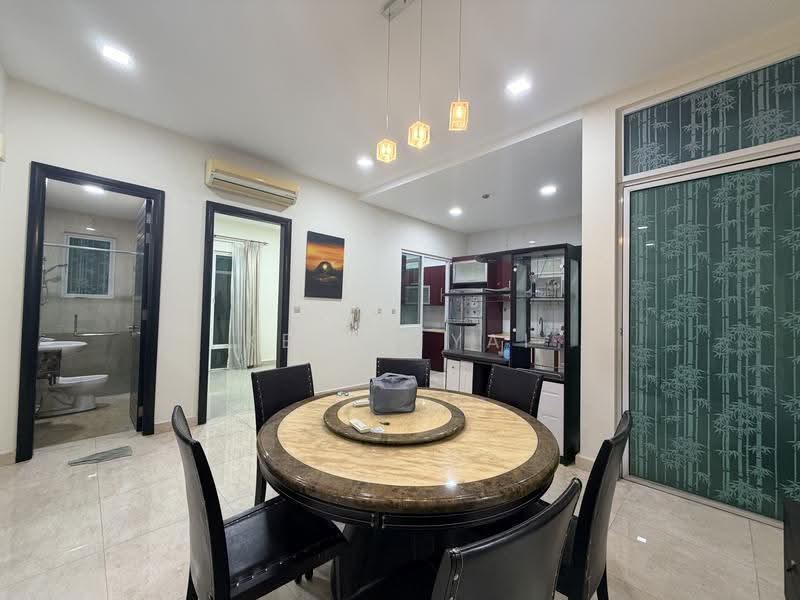Semi-Detached House for Sale in Duta Tropika (Batu) - Kevin Yai - Dining Room - PropertyGuru.com.my