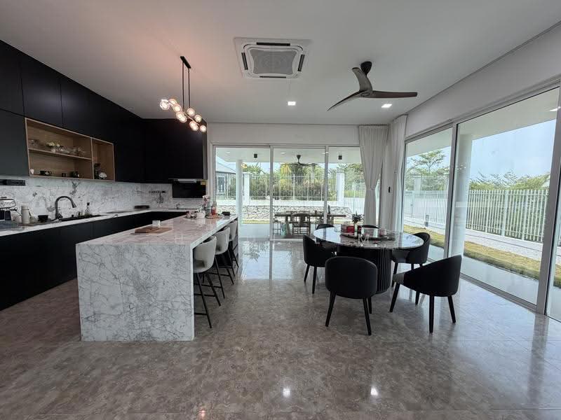 Bungalow House for Sale in Sungai Long (Bandar Sungai Long) - Heidi Lim - Kitchen - PropertyGuru.com.my