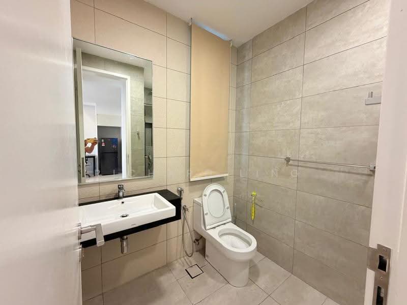 Kediaman Servis untuk Disewa di The Sentral Suites - Richard Ling - Bathroom - PropertyGuru.com.my