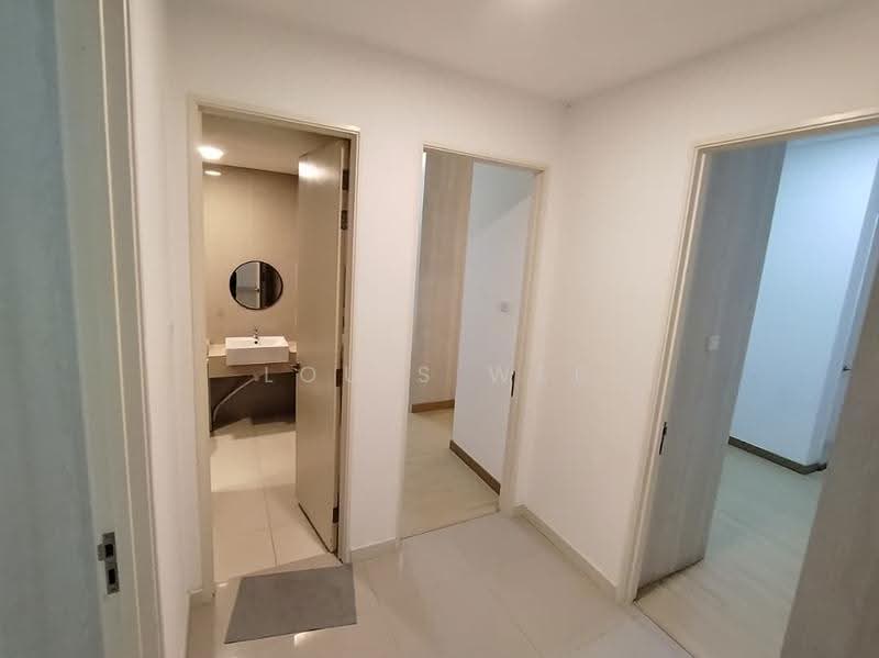 Kediaman Servis untuk Dijual di Desa Green - Louis Wee - Corridor - PropertyGuru.com.my