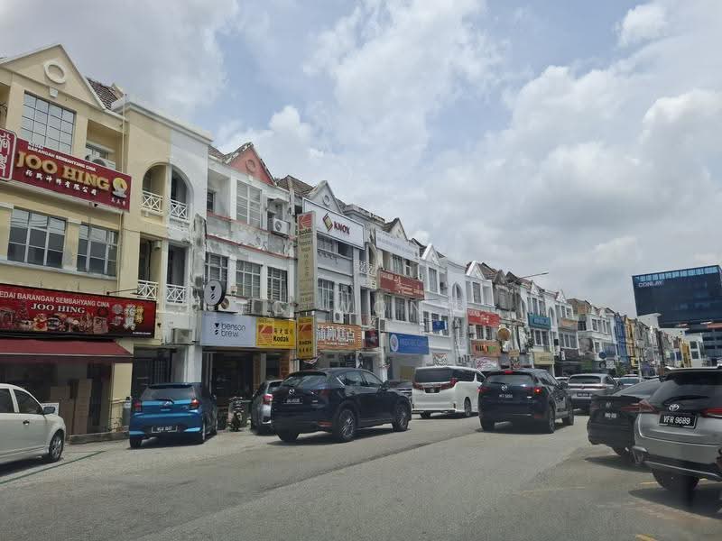 Shop for Rent in Taipan Business Centre (Subang Jaya) - FC Wong - Exterior - PropertyGuru.com.my