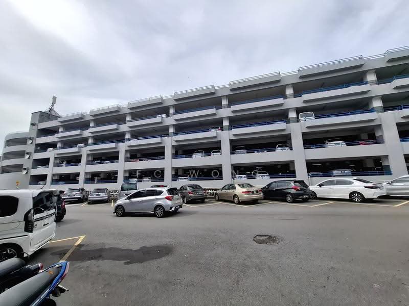 Shop for Rent in Taipan Business Centre (Subang Jaya) - FC Wong - Car Park - PropertyGuru.com.my