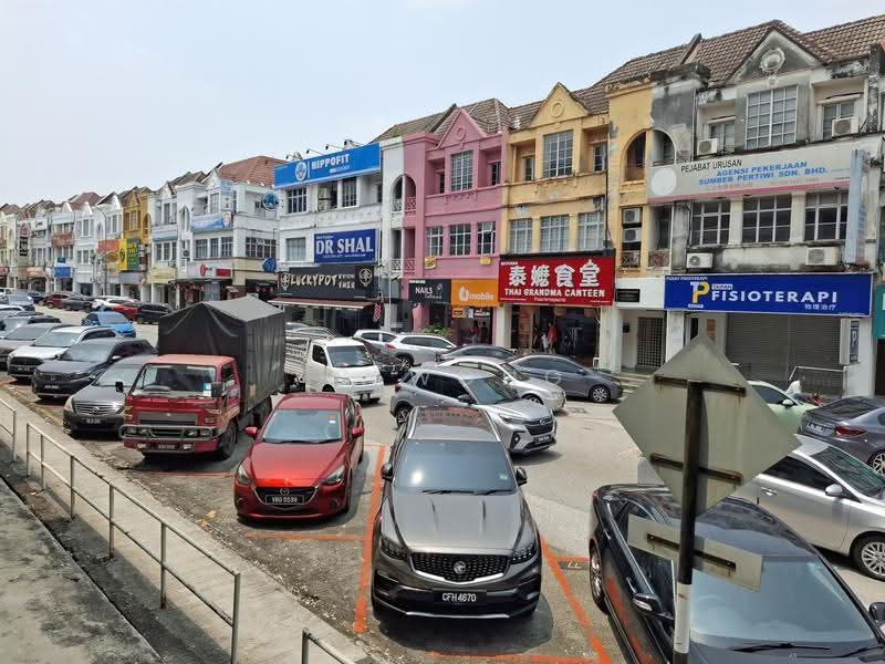 USJ 10 Taipan Shops