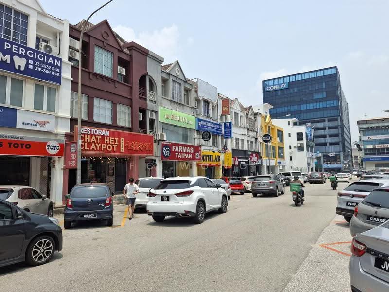 USJ 10 Taipan Shops