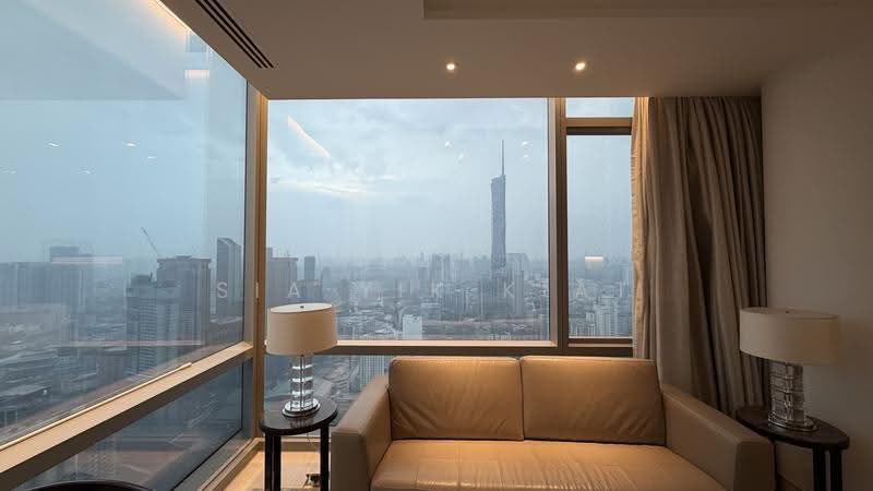 Kediaman Servis untuk Dijual di Pavilion Suites - Sia Yik Kiat - Living Room - PropertyGuru.com.my