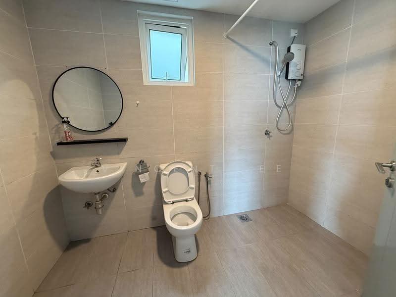 Service Residence for Sale at Court 28 - Vincent Tee - Bathroom - PropertyGuru.com.my
