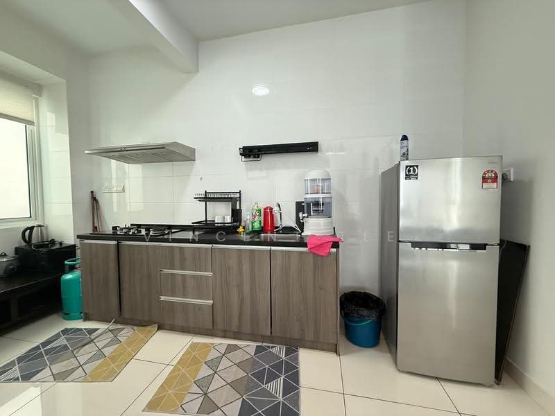 Service Residence for Sale at Court 28 - Vincent Tee - Kitchen - PropertyGuru.com.my