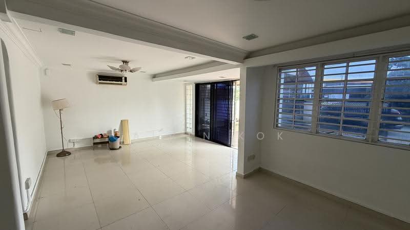 2.5-storey Terraced House for Sale in Seksyen 17 (Petaling Jaya) - Calvin Kok - Living Room - PropertyGuru.com.my