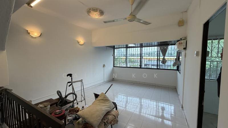 2.5-storey Terraced House for Sale in Seksyen 17 (Petaling Jaya) - Calvin Kok - Living Room - PropertyGuru.com.my