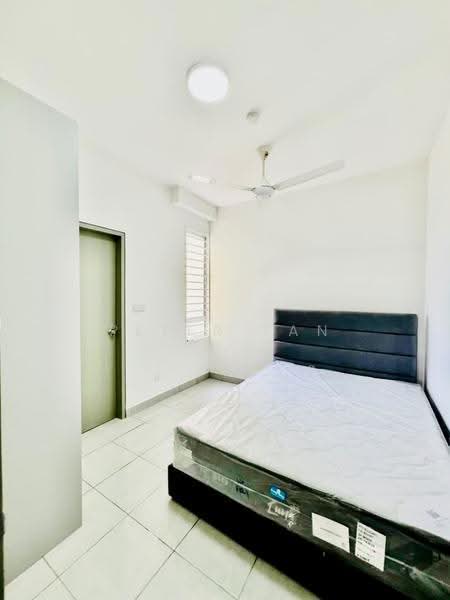 Apartment for Rent at Idaman Melur @ Cybersouth - Peter Tan - Bedroom - PropertyGuru.com.my