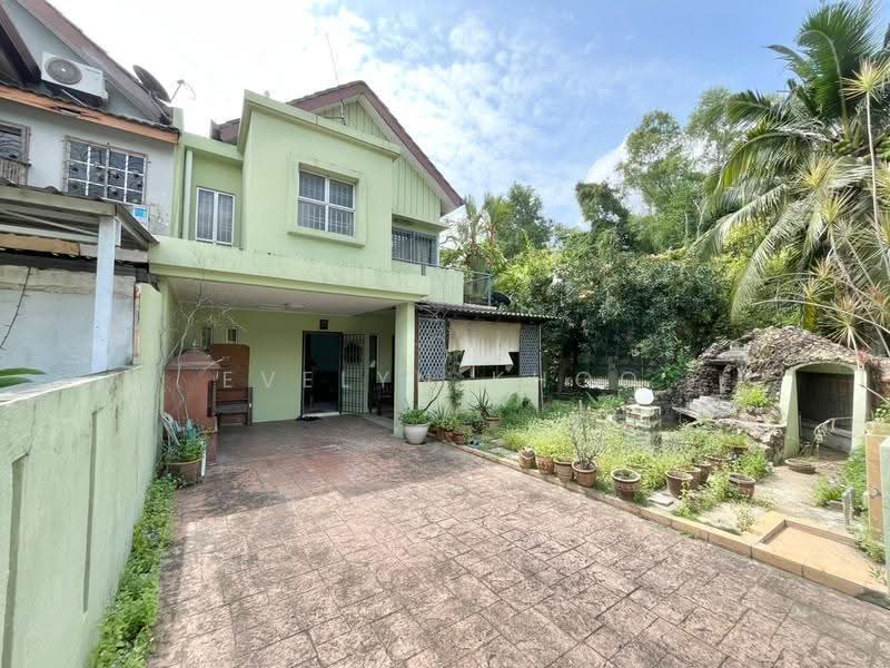 2-storey Terraced House for Sale in Kota Emerald (Rawang) - Evelyn Khoo - Car Porch - PropertyGuru.com.my